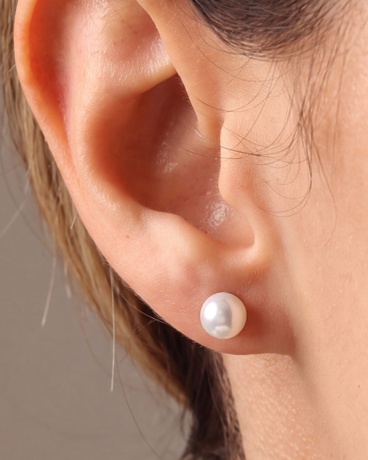 Classic Pearl Stud Earrings – close-up