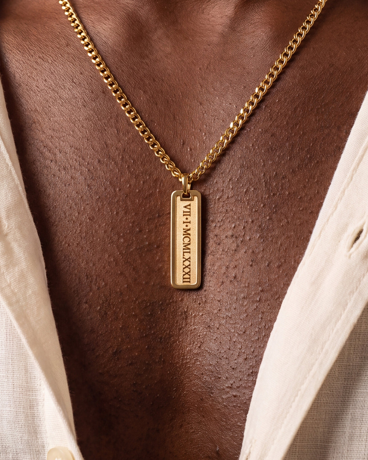 Men's Framed Roman Numeral Bar Necklace – close-up