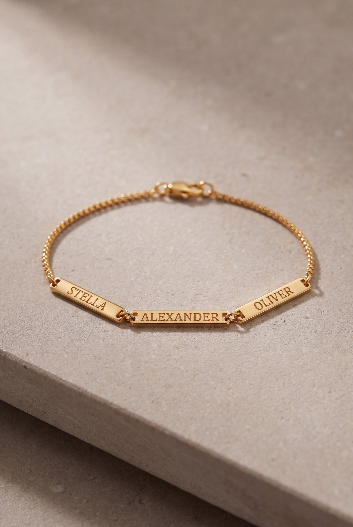 Men's Multiple Name Bar Bracelet – product detail