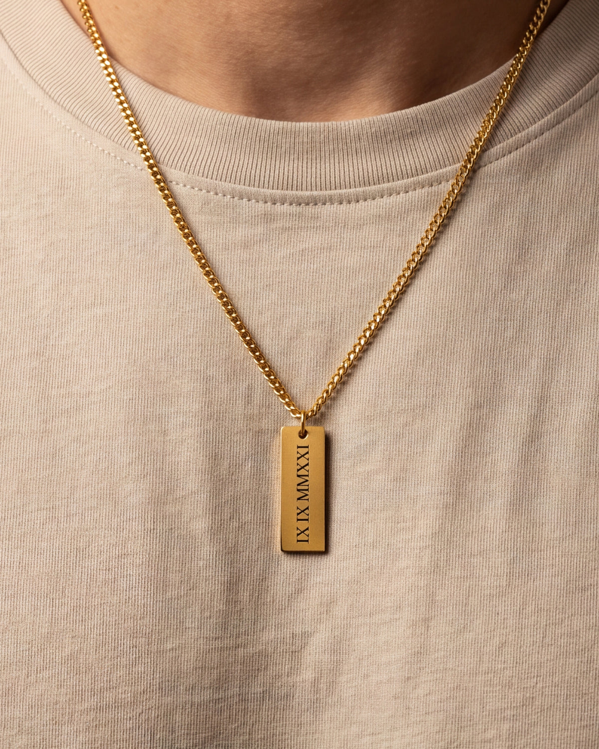 Men's Roman Numeral Bar Necklace – close-up