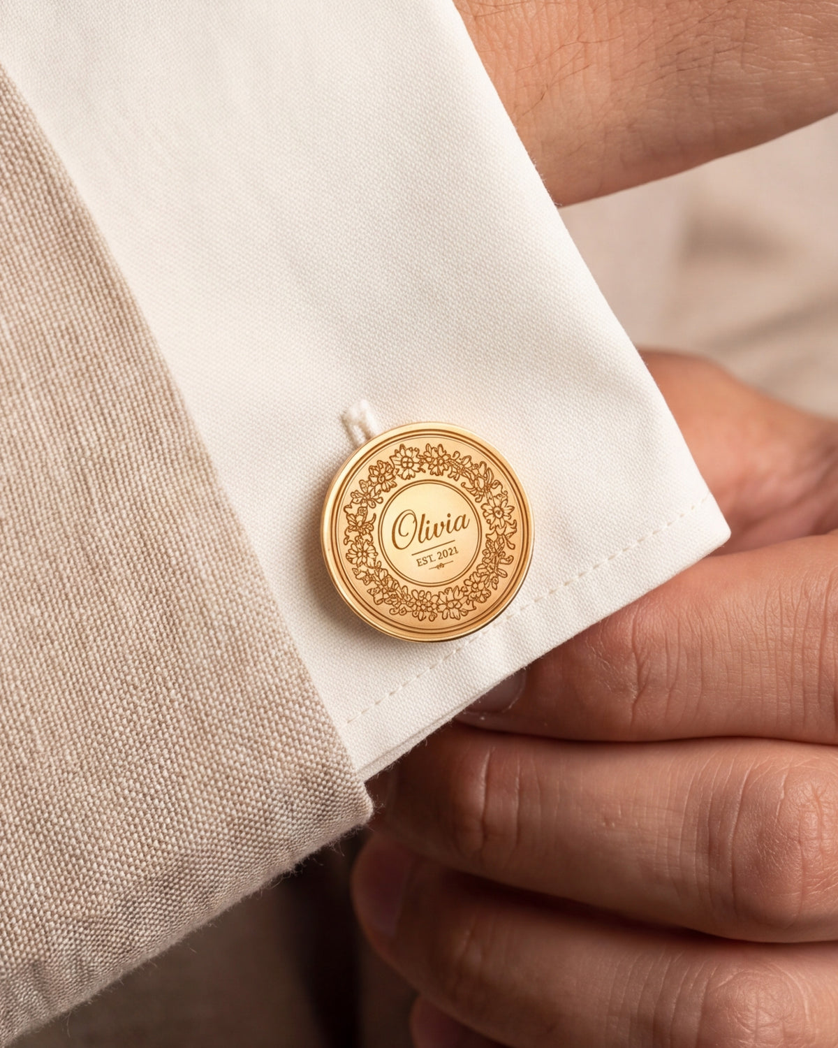 Personalized Floral Wreath Name & Year Cufflinks – close-up