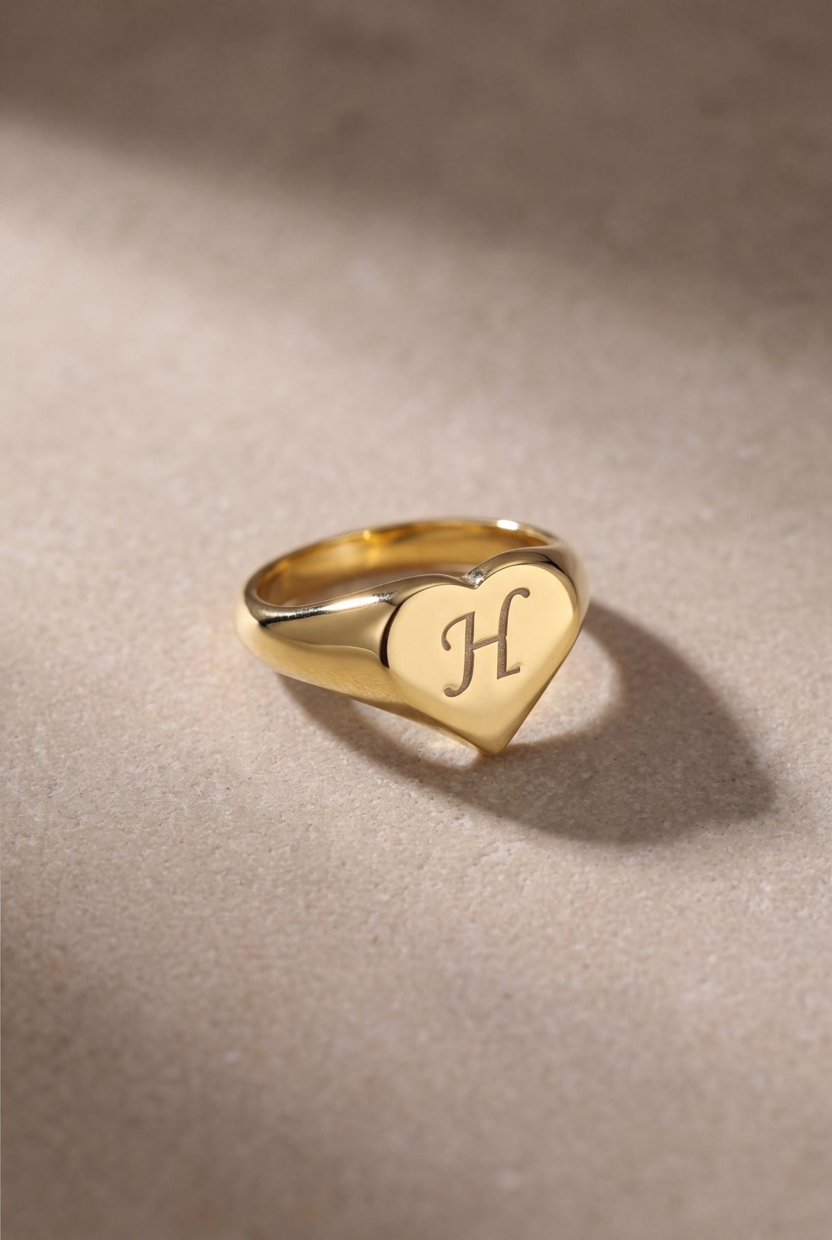 Personalized Initial Heart Signet Ring – product detail
