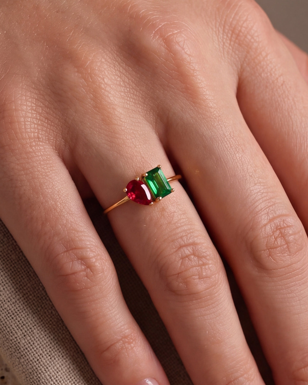 Personalized Toi et Moi Birthstone Ring – close-up
