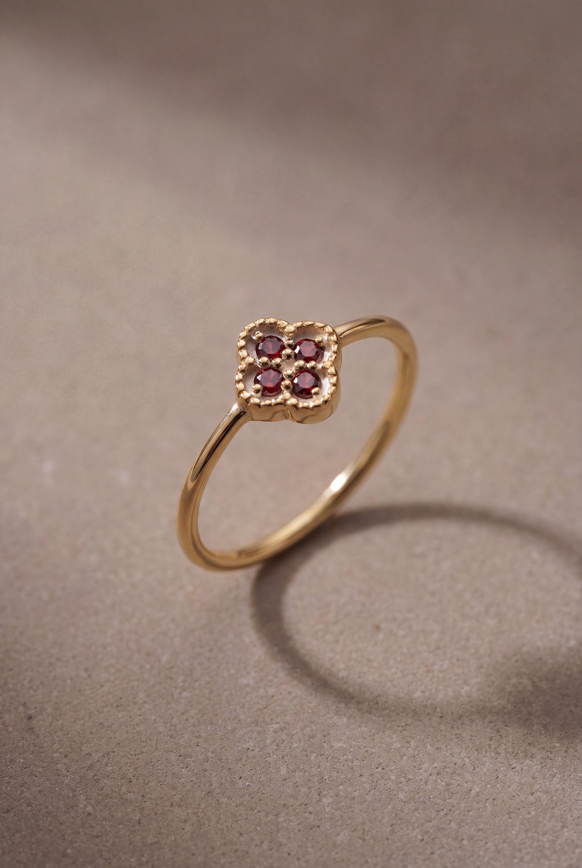 Red Stone Clover Ring – product detail