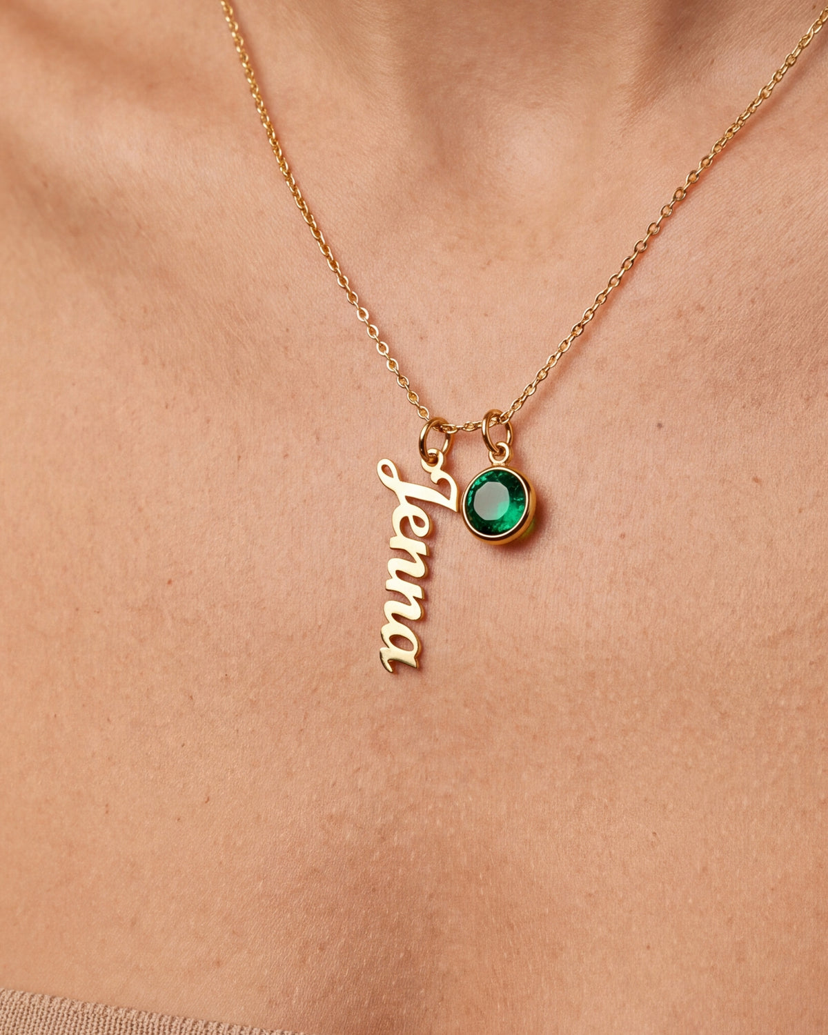 Vertical Name Necklace with Birthstone – close-up