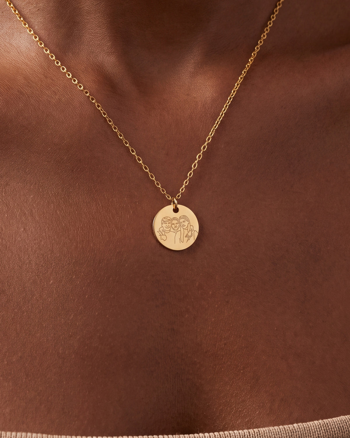 Dainty Family Portrait Disc Necklace – close-up