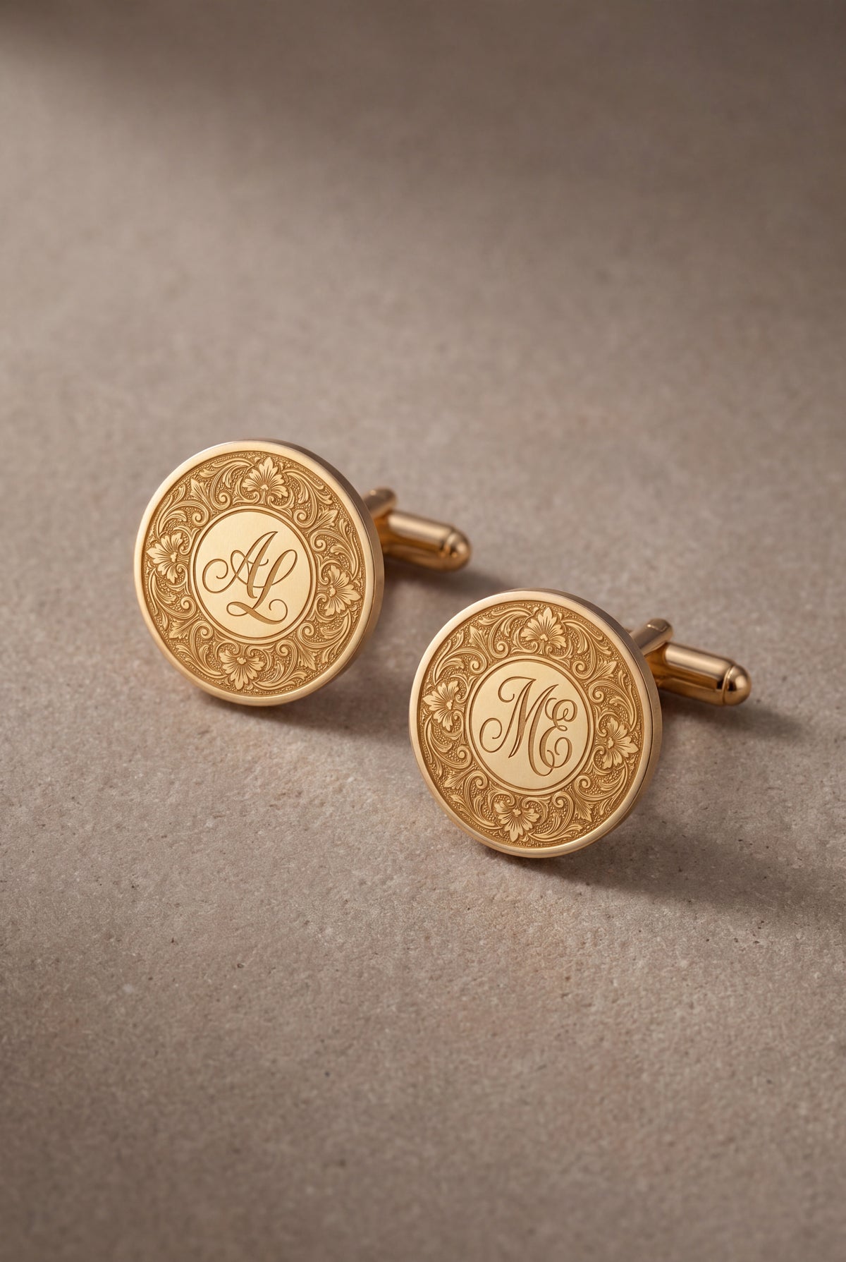 Personalized Floral Monogram Pair Cufflinks – product detail