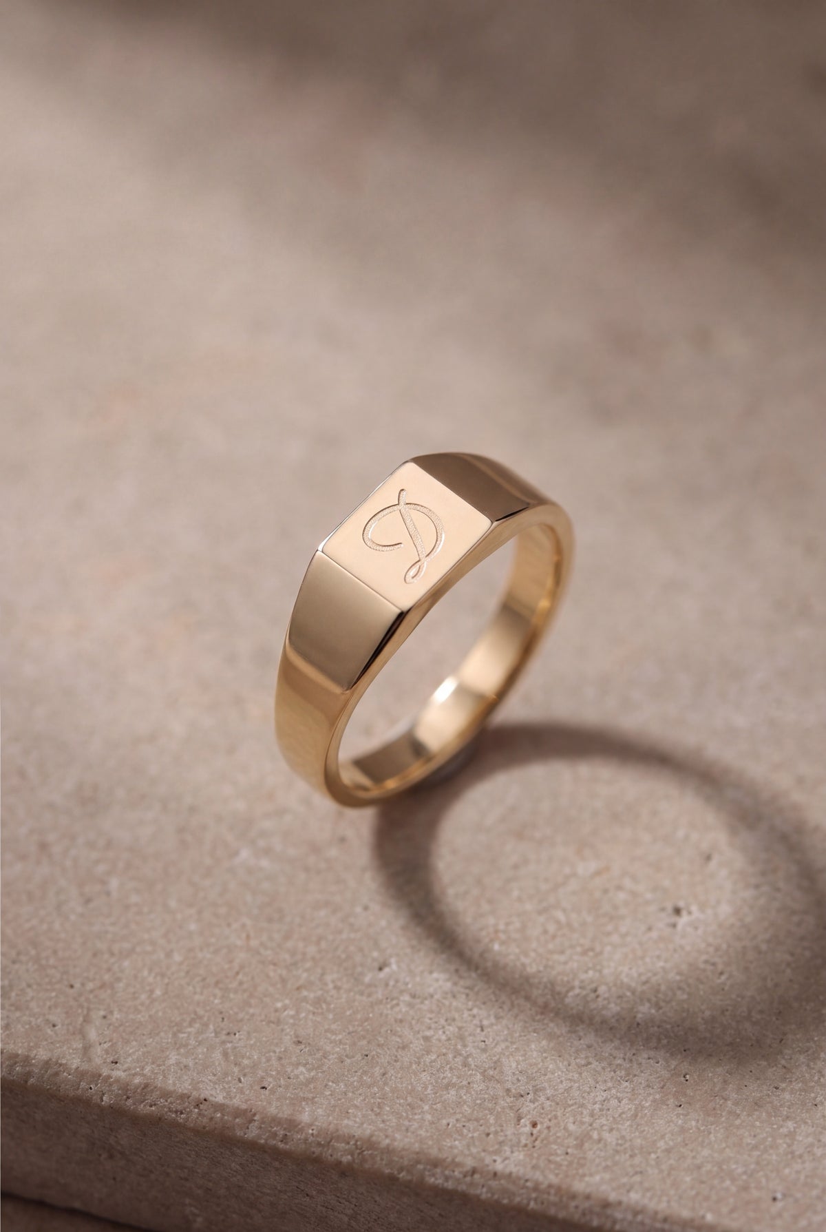 Personalized Initial Rectangle Signet Ring – product detail