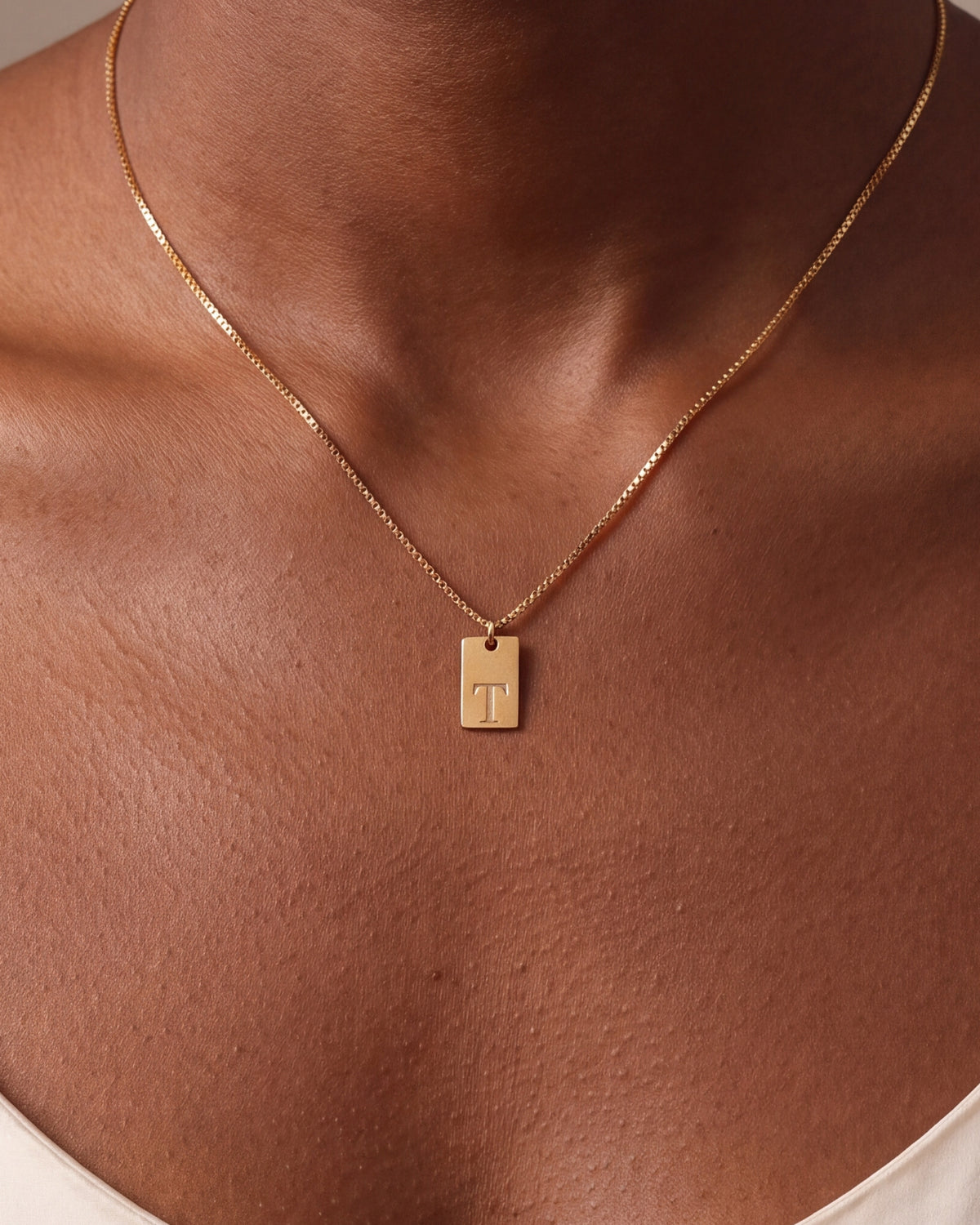 Personalized Initial Vertical Tag Necklace – close-up