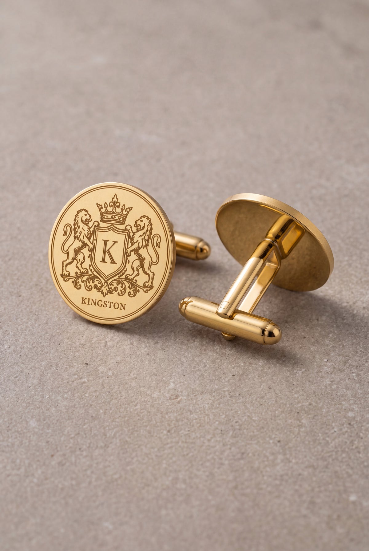 Personalized Lion Crest Family Name Cufflinks – product detail