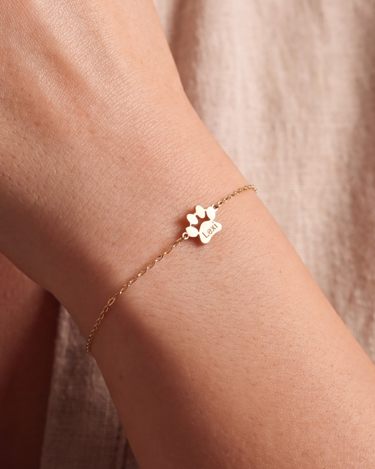 Personalized Pet Name Paw Bracelet – close-up